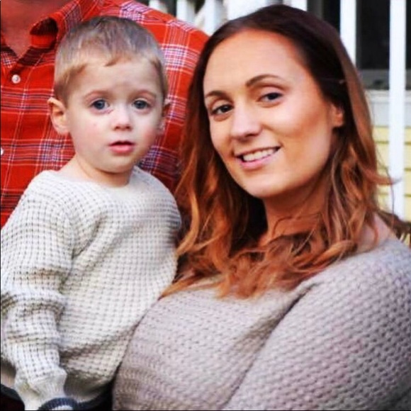 Meet your Posher, Paige - Picture 2 of 2